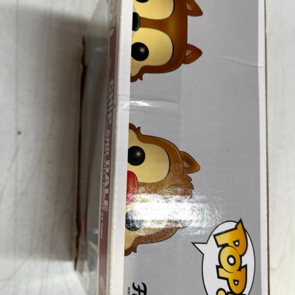 FUNKO POP 2017 SDCC EXCLUSIVE CHIP & DALE FLOCKED - NEW - CASING DAMAGED - Picture 3 of 7